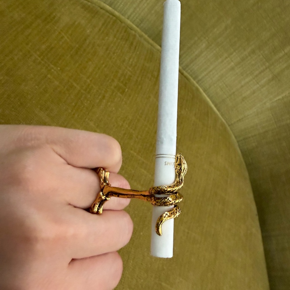 Gold Snake Ring Cigarette Holder